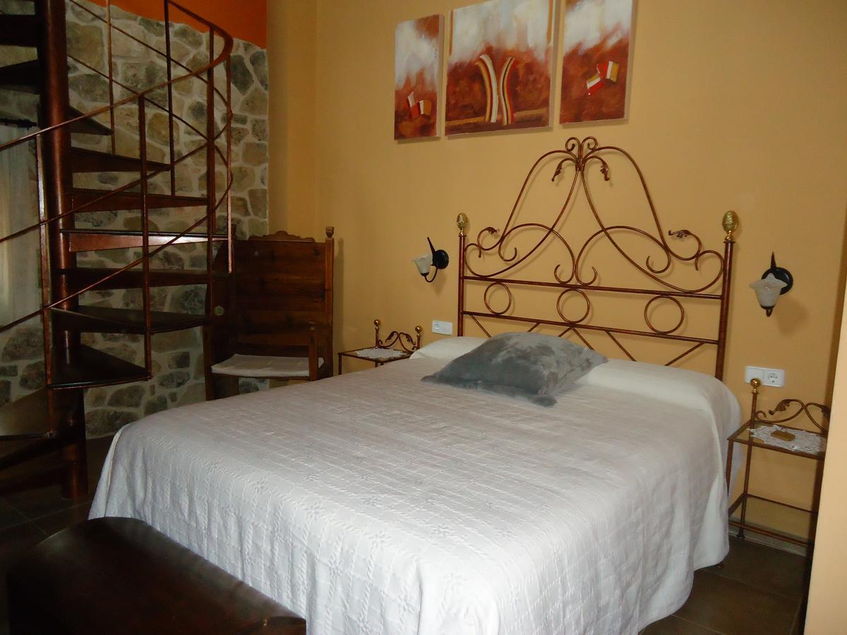 Hostal Casa Laure Y Mª Jose Arens de Lledo Eksteriør bilde